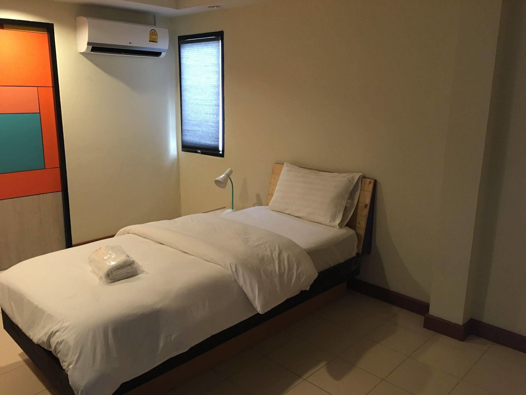 Room at Prachachuen Nonthaburi Exterior foto